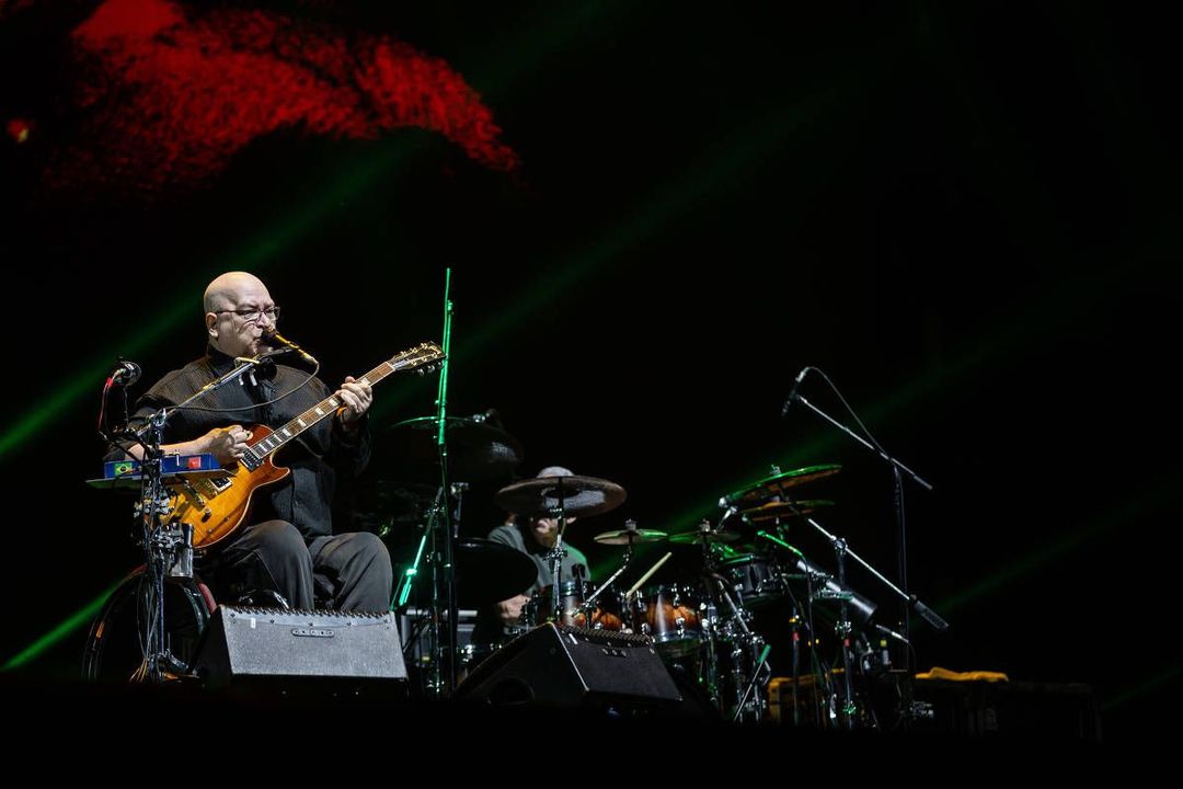 Paralamas do Sucesso celebram 40 anos na estrada em show 