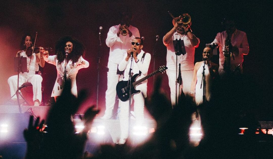 Jorge Ben Jor emociona 51 mil pessoas em São Paulo, com o show "Alquimia Popular Brasileira"